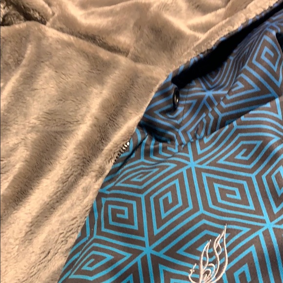 Fuzzy Jacket - Picture 2 of 3